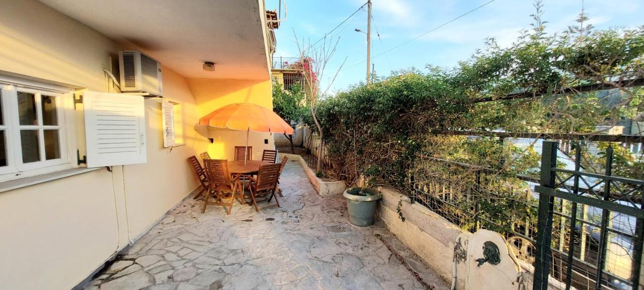 דירות אנביסוס The Athenian Riviera Summer Nest מראה חיצוני תמונה